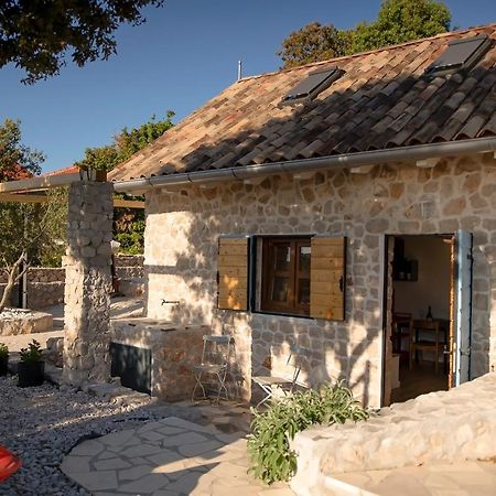 Holiday Home Brodina Sevid Bagian luar foto