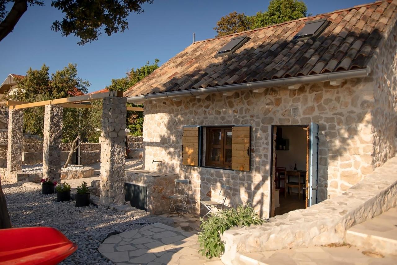 Holiday Home Brodina Sevid Bagian luar foto