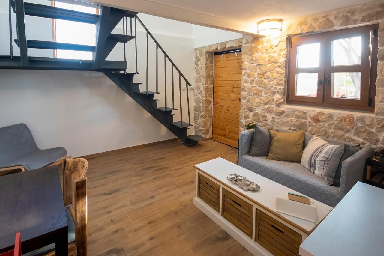 Holiday Home Brodina Sevid Bagian luar foto