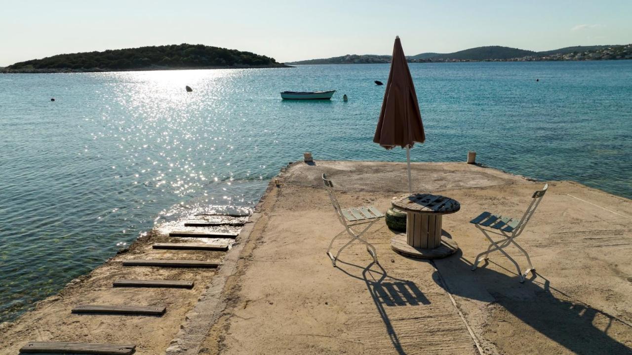 Holiday Home Brodina Sevid Bagian luar foto